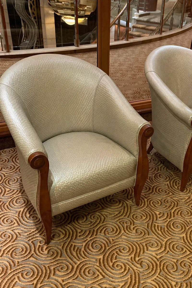 Basketweave pearlescent vinyl chair upholstery in Corda Mer with embossed woven-look texture and soft metallic shimmer
